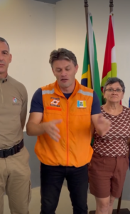 {72530F3D-8B55-4505-8511-50EFE985D768}